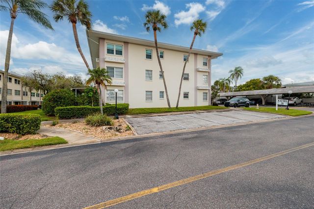 1235 S HIGHLAND AVENUE 2-301, Clearwater, FL 33756