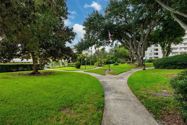 1235 S HIGHLAND AVENUE 2-301, Clearwater, FL 33756