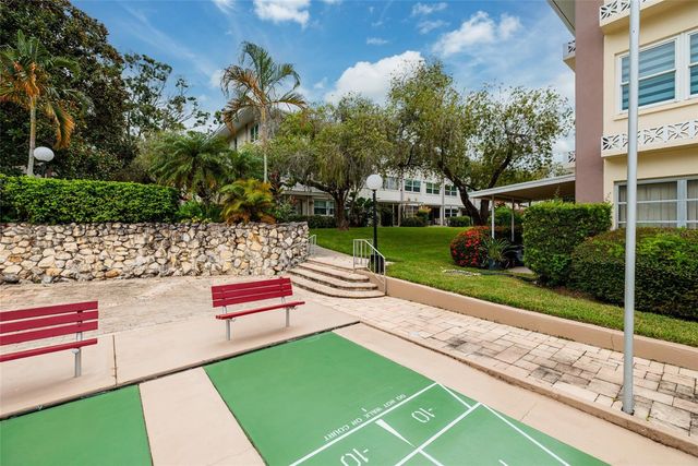 1235 S HIGHLAND AVENUE 2-301, Clearwater, FL 33756
