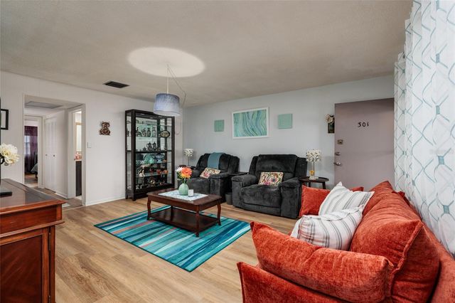 1235 S HIGHLAND AVENUE 2-301, Clearwater, FL 33756