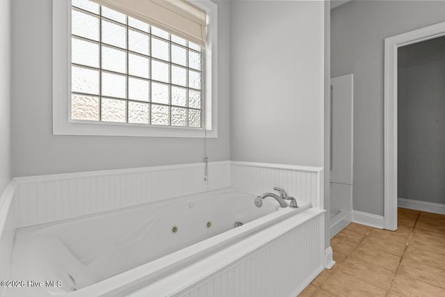 237 Country Squire Lane, Jacksonville, NC 28540