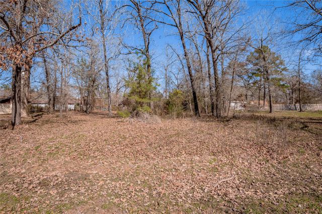 383 Autumn Lane, Livingston, TX 77351