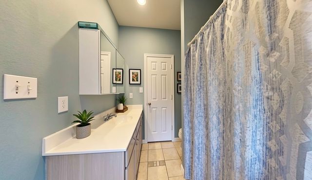321 Boliver Avenue, Lake Dallas, TX 75065