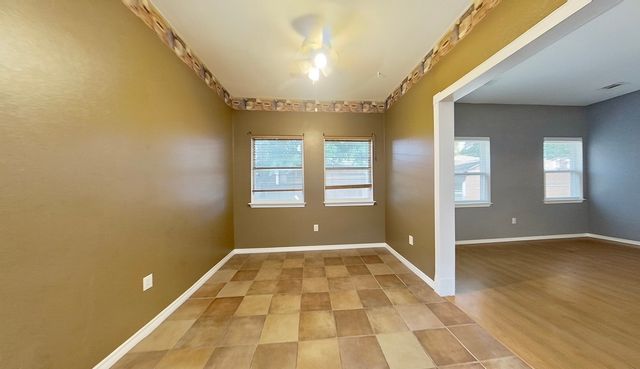 321 Boliver Avenue, Lake Dallas, TX 75065