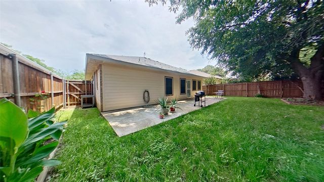 321 Boliver Avenue, Lake Dallas, TX 75065