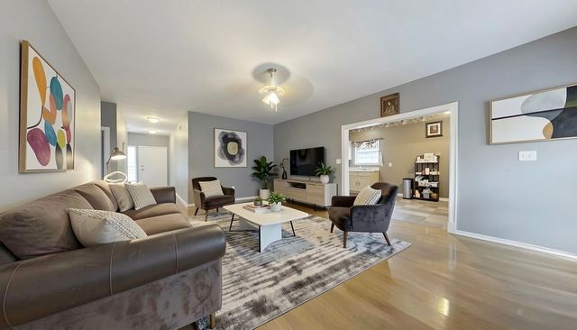 321 Boliver Avenue, Lake Dallas, TX 75065