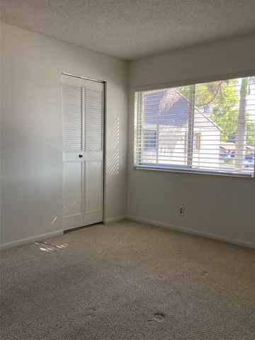 418 Pine Glen Lane C-2, Greenacres, FL 33463