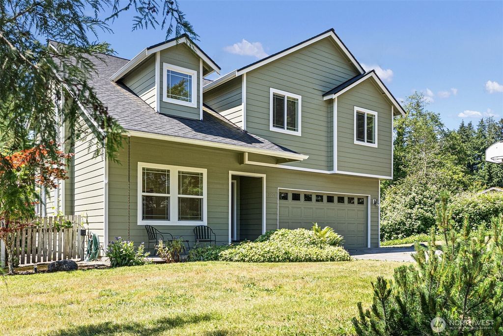3221 Aspen Street SE, Port Orchard, WA 98366