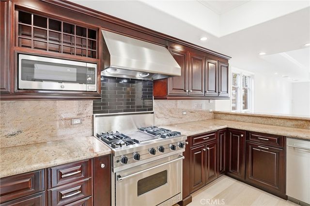 211 E Bay, Newport Beach, CA 92661