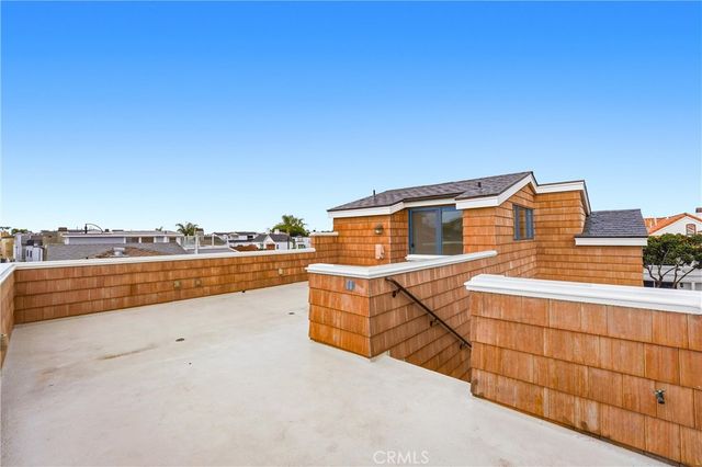 211 E Bay, Newport Beach, CA 92661