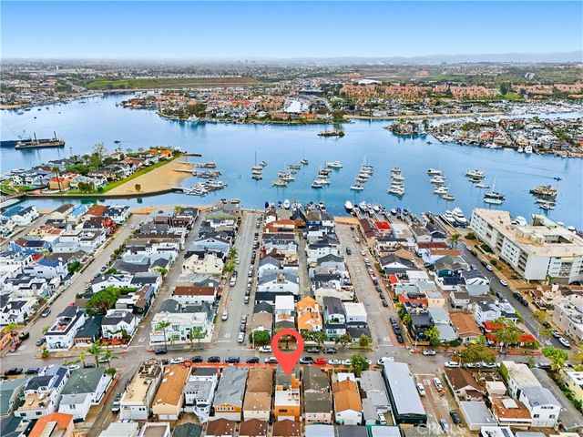 211 E Bay, Newport Beach, CA 92661