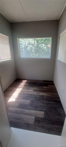 4617 S Broadway, St Louis, MO 63111