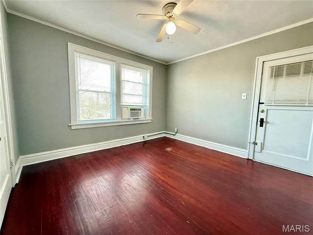 4617 S Broadway, St Louis, MO 63111