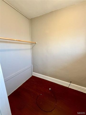 4617 S Broadway, St Louis, MO 63111