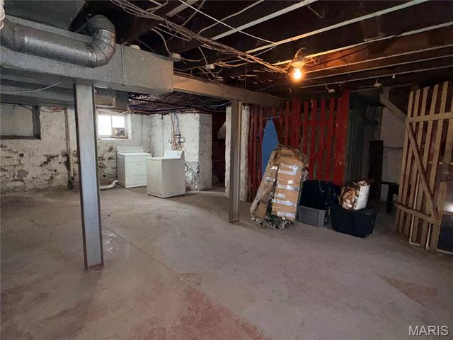 4617 S Broadway, St Louis, MO 63111