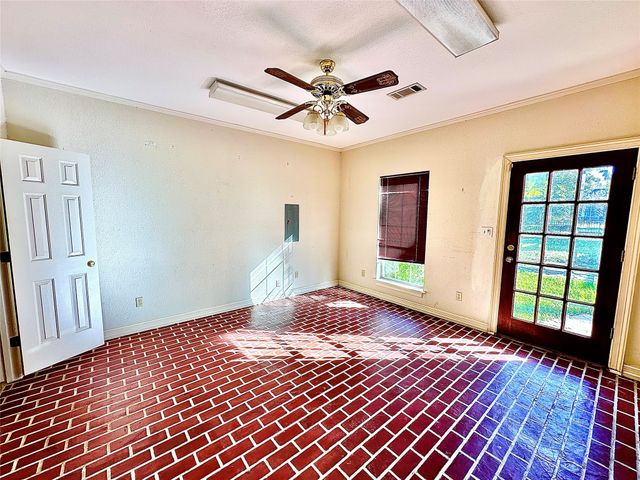 6835 Westlake Avenue, Dallas, TX 75214