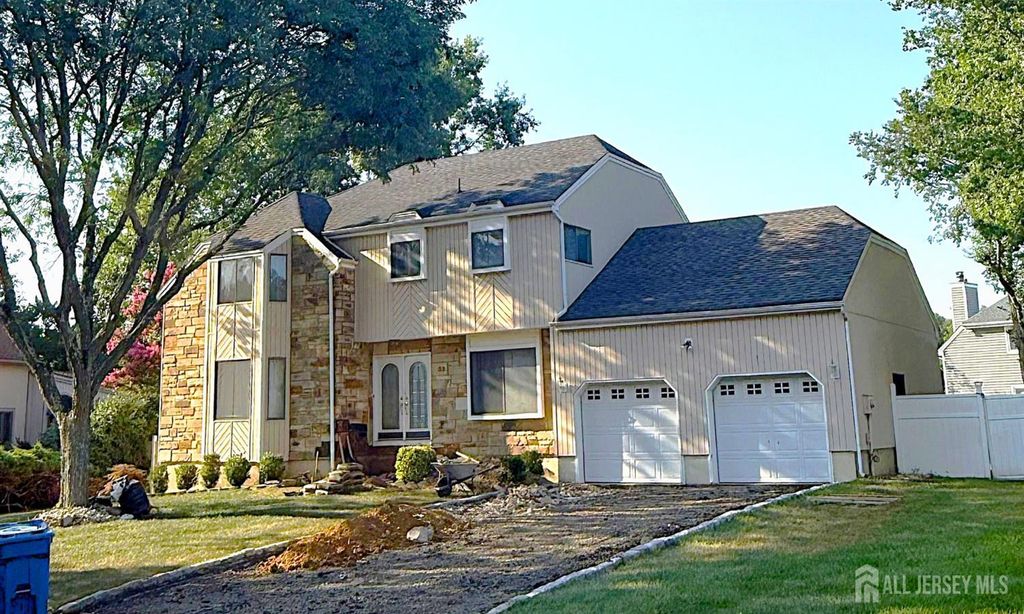 32 Victorian Drive, Old Bridge, NJ 08857