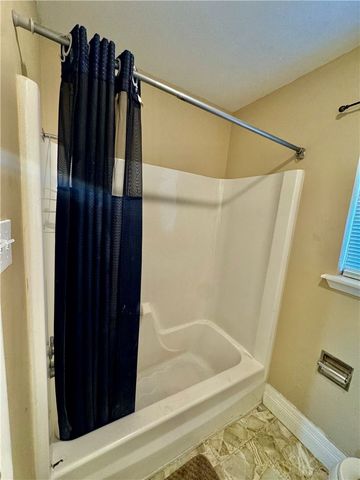 5122 Moultrie Dr, Corpus Christi, TX 78413