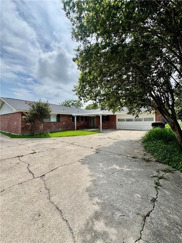 5122 Moultrie Dr, Corpus Christi, TX 78413