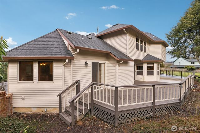 32303 NW 18th Avenue, Ridgefield, WA 98642