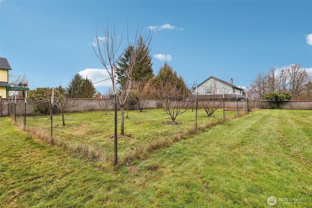 32303 NW 18th Avenue, Ridgefield, WA 98642