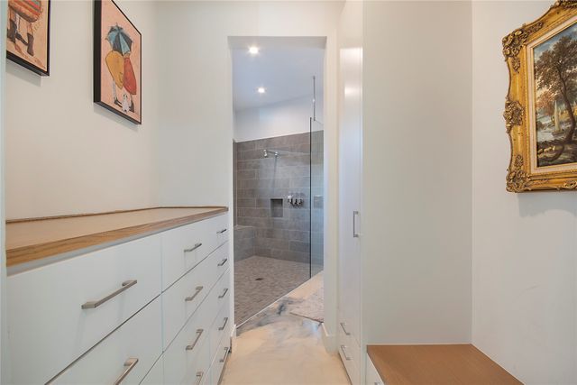 60 Vanguard Way, Dallas, TX 75243