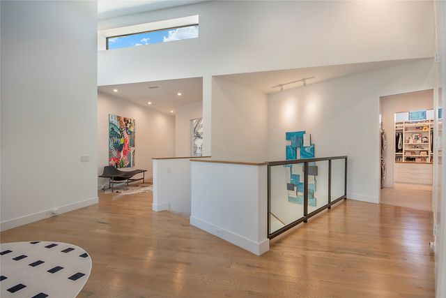 60 Vanguard Way, Dallas, TX 75243