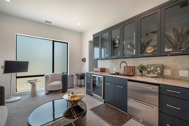 60 Vanguard Way, Dallas, TX 75243