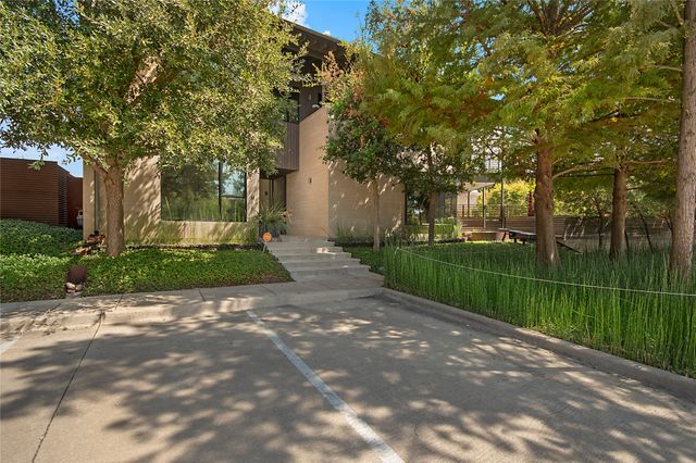 60 Vanguard Way, Dallas, TX 75243