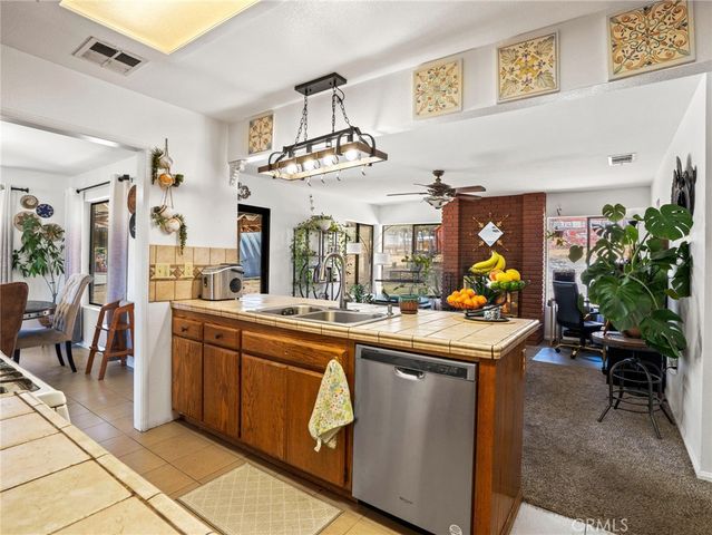 40100 Gibbel Road, Hemet, CA 92543