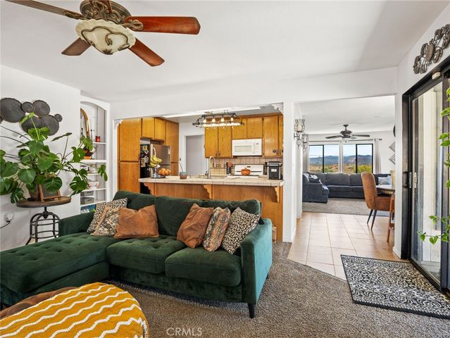 40100 Gibbel Road, Hemet, CA 92543