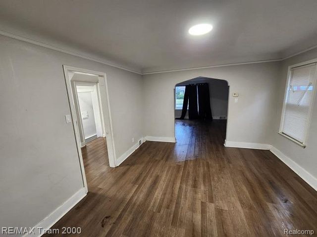 17175 Mendota Street, Detroit, MI 48221