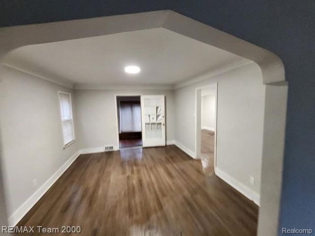 17175 Mendota Street, Detroit, MI 48221