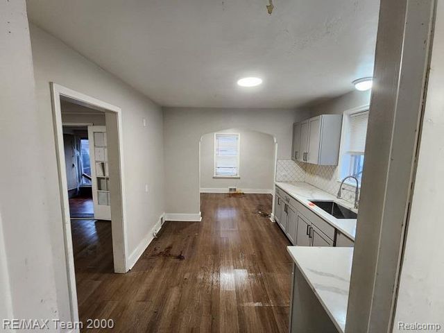 17175 Mendota Street, Detroit, MI 48221