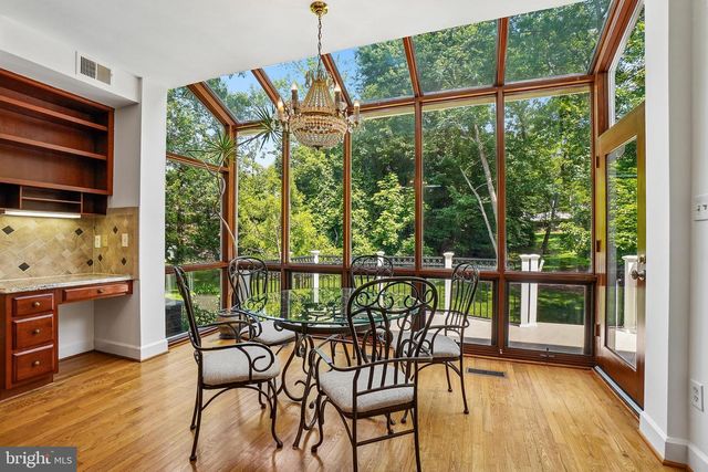 9705 HOLLOWAY HILL, Potomac, MD 20854