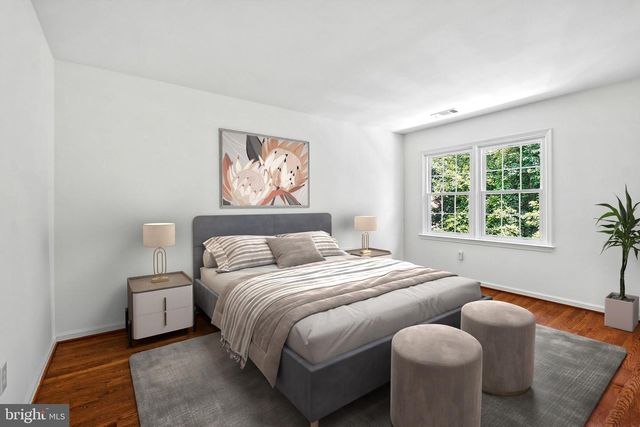 9705 HOLLOWAY HILL, Potomac, MD 20854