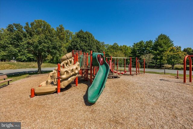 9705 HOLLOWAY HILL, Potomac, MD 20854