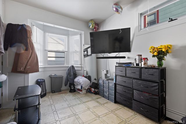 406 S Lexington Avenue, White Plains, NY 10606