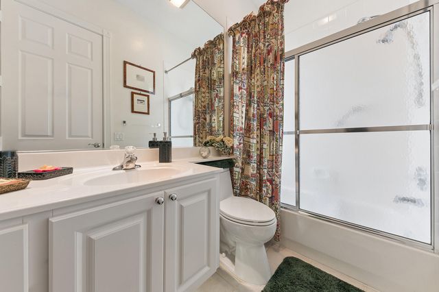 2525 Kittbuck Way, West Palm Beach, FL 33411