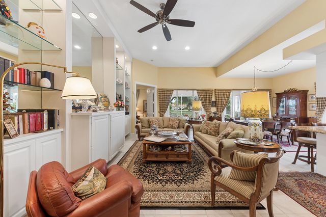 2525 Kittbuck Way, West Palm Beach, FL 33411