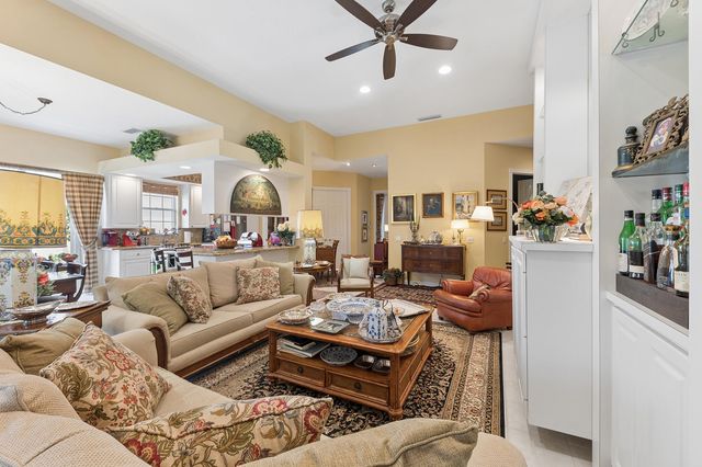 2525 Kittbuck Way, West Palm Beach, FL 33411