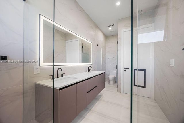 1222 NE 13th ave, Fort Lauderdale, FL 33304