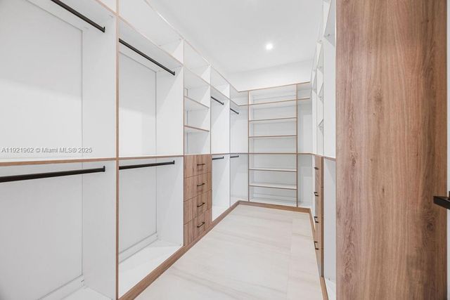 1222 NE 13th ave, Fort Lauderdale, FL 33304