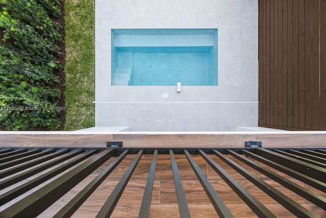 1222 NE 13th ave, Fort Lauderdale, FL 33304