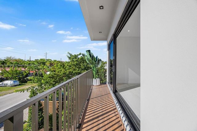 1222 NE 13th ave, Fort Lauderdale, FL 33304