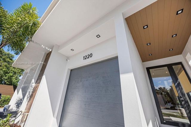 1222 NE 13th ave, Fort Lauderdale, FL 33304