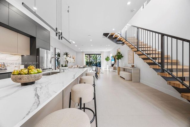 1222 NE 13th ave, Fort Lauderdale, FL 33304