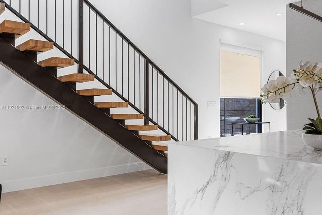 1222 NE 13th ave, Fort Lauderdale, FL 33304