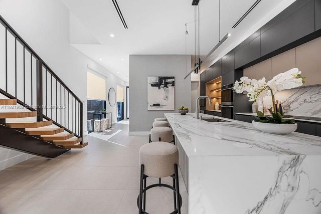 1222 NE 13th ave, Fort Lauderdale, FL 33304