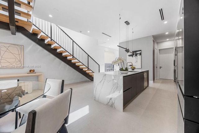 1222 NE 13th ave, Fort Lauderdale, FL 33304